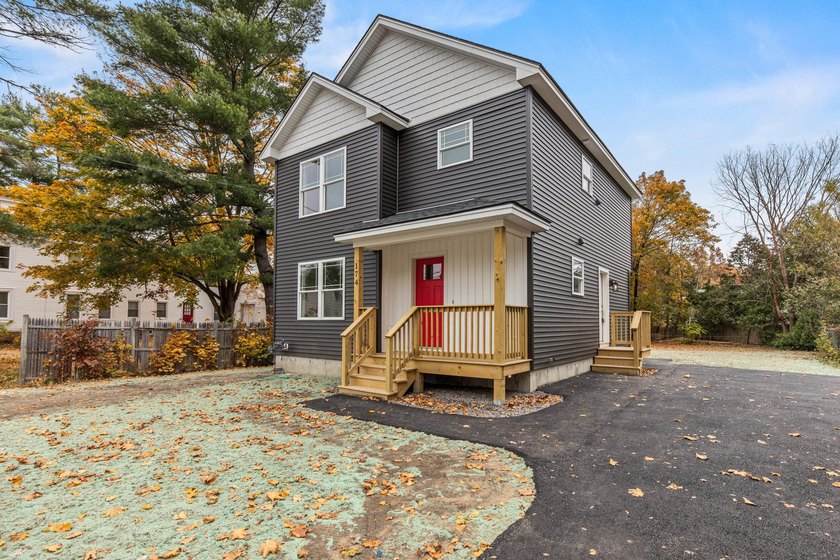 Thoughtfully designed with simple living in mind, this 3 bedroom - photo 3