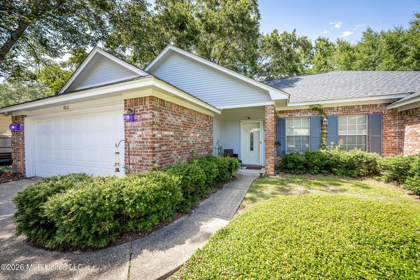 Tucked away on a quiet street in Gulf Park Estates, this - photo 45