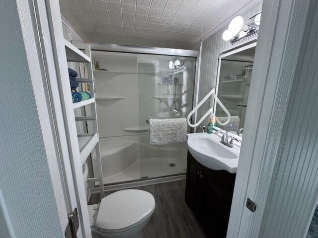 Don't miss this excellent value in the desirable Whispering - photo 9