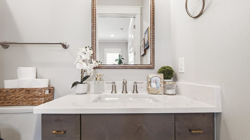 Discover an extraordinary expression of luxury at 186 Revana Way - photo 11
