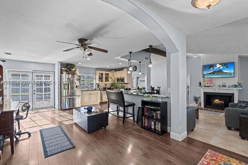 Your peaceful Port St. Lucie retreat. This 3-bedroom, 2-bath - photo 15