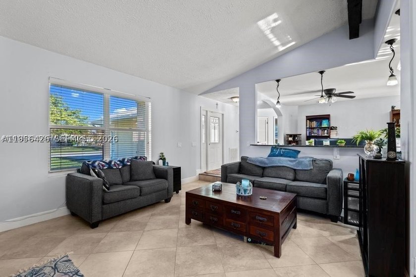 Your peaceful Port St. Lucie retreat. This 3-bedroom, 2-bath - photo 21