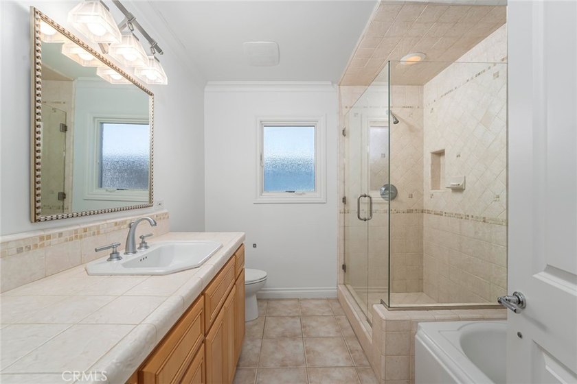 119 Opal Ave is nestled in the heart of beautiful Balboa Island - photo 25