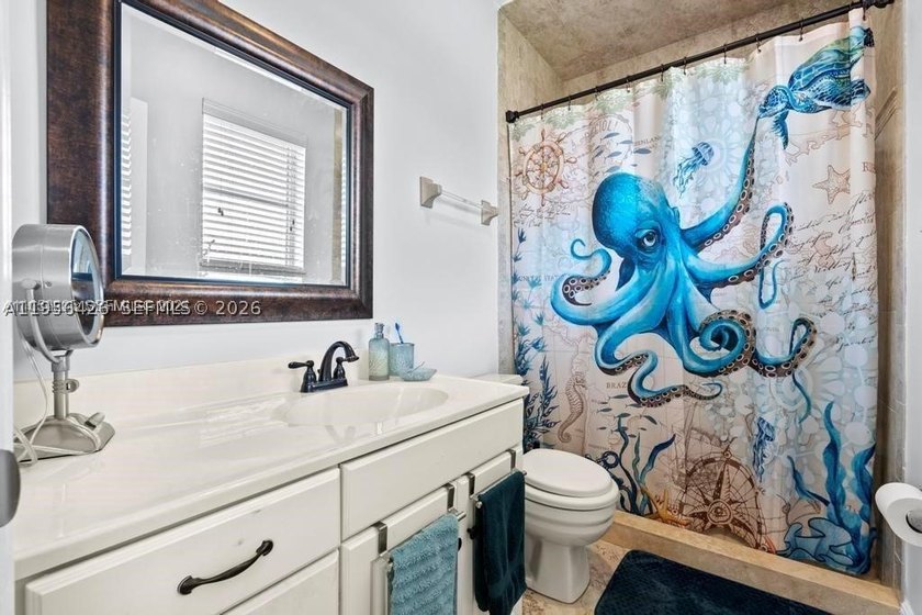 Your peaceful Port St. Lucie retreat. This 3-bedroom, 2-bath - photo 27