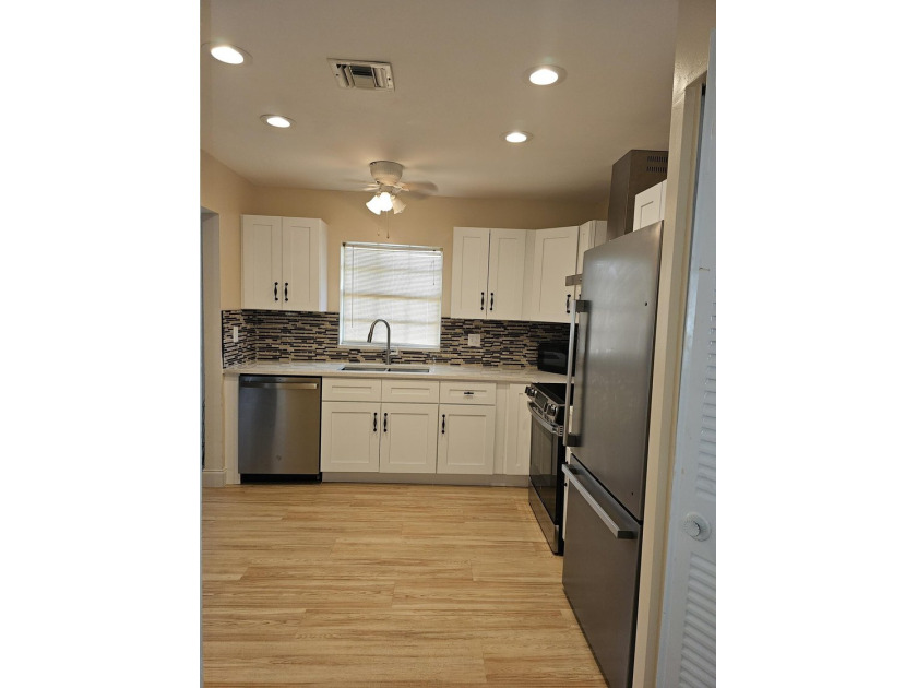 1212 Lakes End Dr D - photo 9