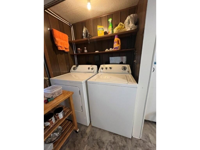 Affordable and move-in ready, this well-maintained 2-bedroom, 1 - photo 15