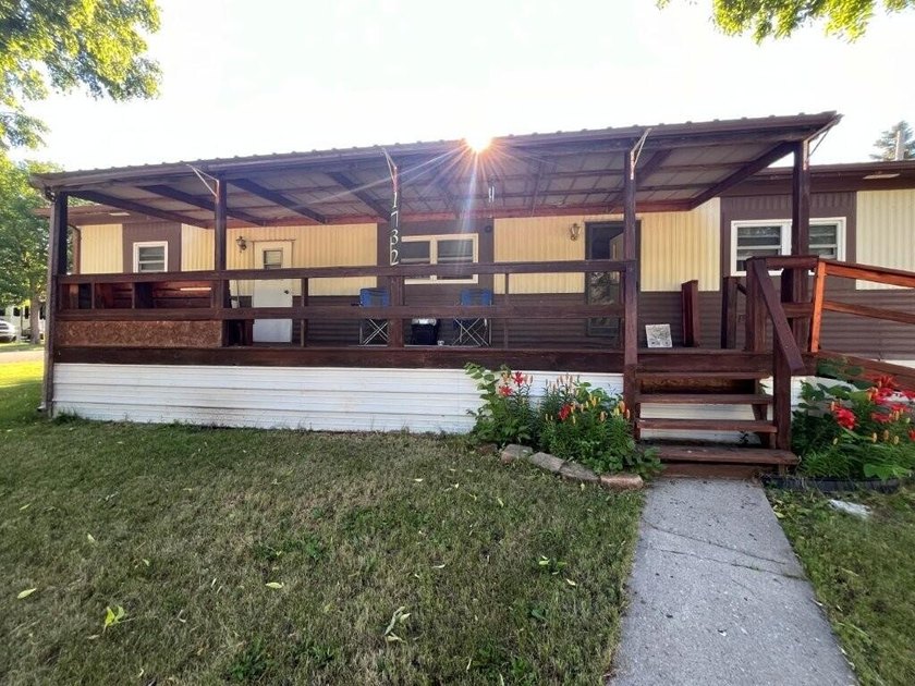 Affordable and move-in ready, this well-maintained 2-bedroom, 1 - photo 25
