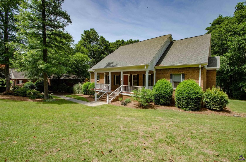 Space for everyone in this beautiful 3 level home located on - photo 7