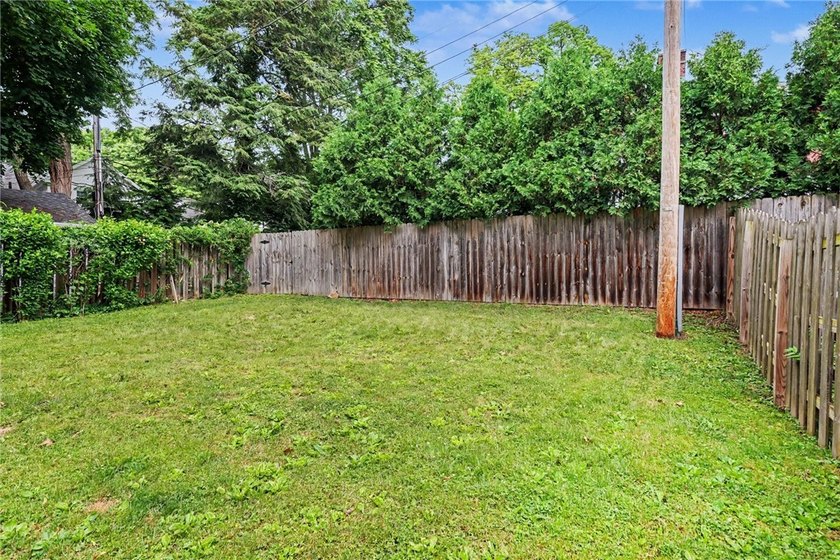Welcome home to this beautifully updated 5 bedroom Colonial in - photo 27