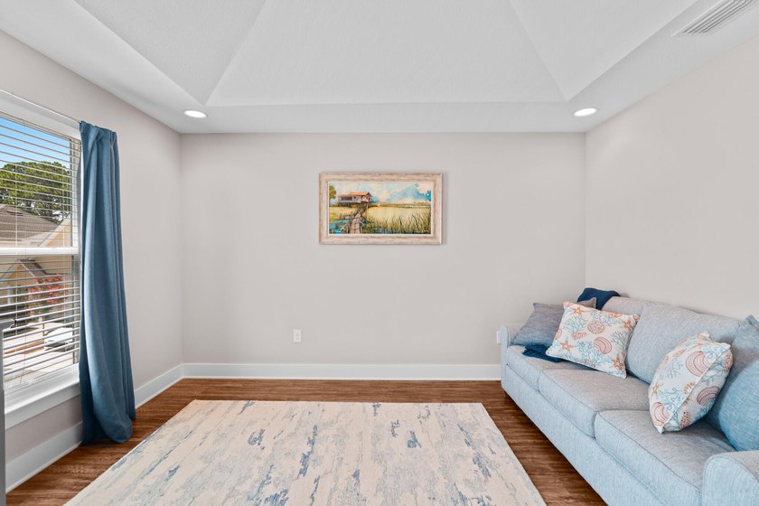 Sought-After Corner Unit in the Heart of Destin - Just Minutes - photo 29