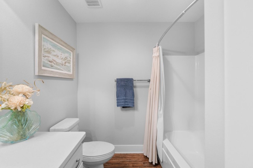 Sought-After Corner Unit in the Heart of Destin - Just Minutes - photo 36