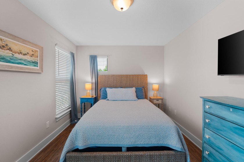Sought-After Corner Unit in the Heart of Destin - Just Minutes - photo 40