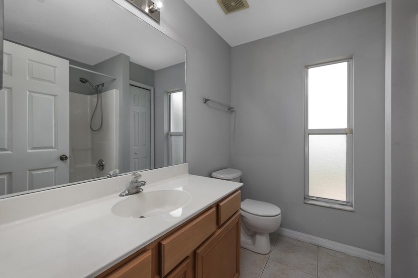 Welcome to this beautifully maintained 3 bedroom, 2 bathroom - photo 22