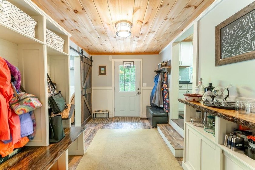 Nestled on a private 0.64-acre cul-de-sac lot, this beautifully - photo 11