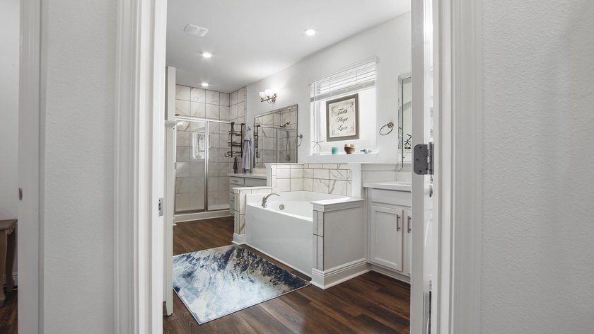 Discover this immaculate, like-new 3,058 sq ft ranch-style - photo 21