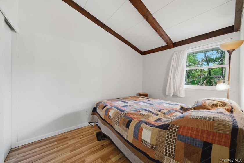 Lovingly maintained three bedroom home featuring an upgraded - photo 13
