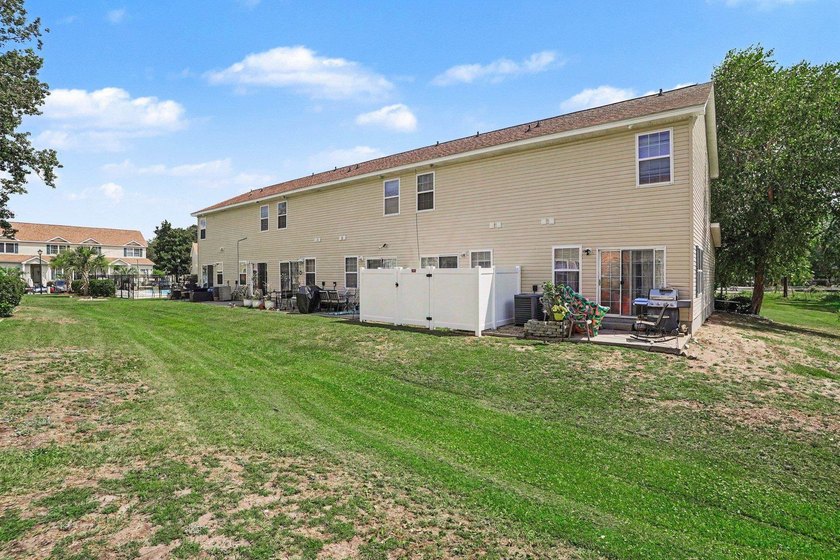 Adorable and spacious townhome in the heart of Myrtle Beach and - photo 25
