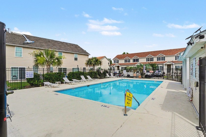 Adorable and spacious townhome in the heart of Myrtle Beach and - photo 27