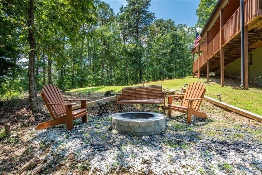 Escape to your fully furnished cabin in North Georgia at 1328 - photo 21