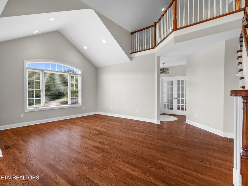 Welcome to your perfect country retreat! Perched atop a hill - photo 20