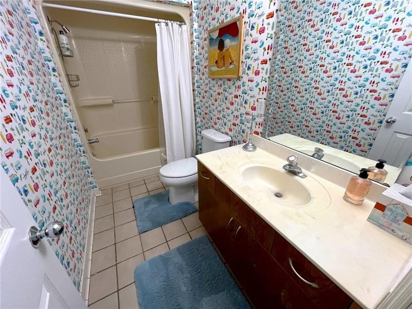 Need a mother in law suite? Want to live and have income - photo 15