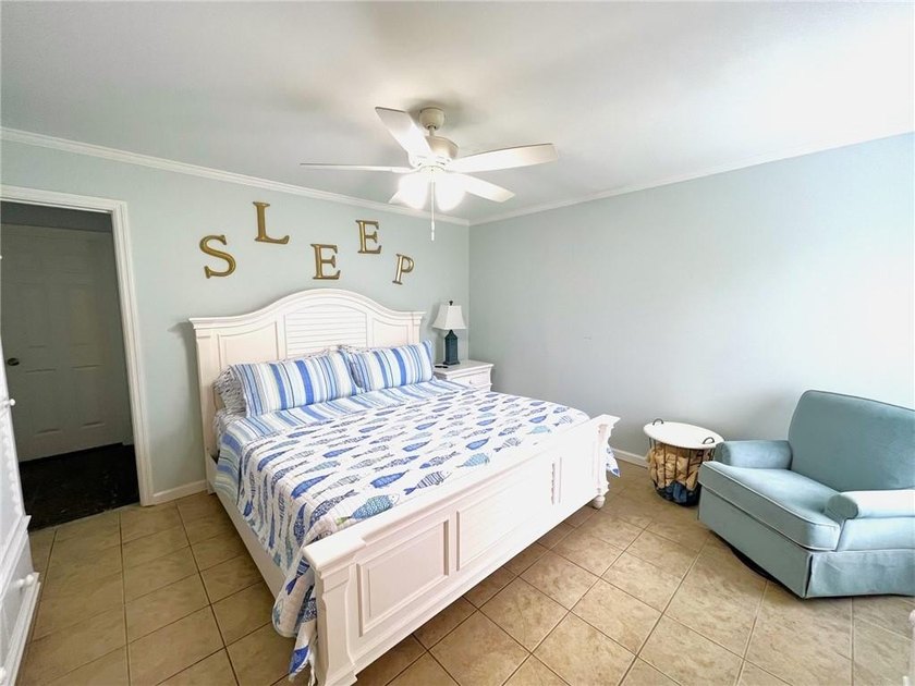 Need a mother in law suite? Want to live and have income - photo 24