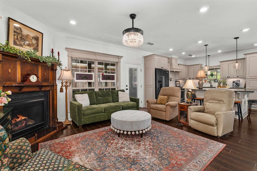 Step into a home where custom craftsmanship, exceptional storage - photo 8