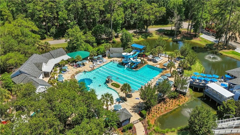 Welcome to *The Tree House* - a truly one-of-a-kind home nestled - photo 49