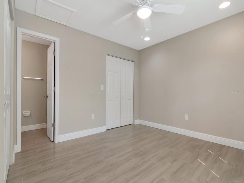 8 Unit Duplex portfolio in South Bradenton. There are a total of - photo 11