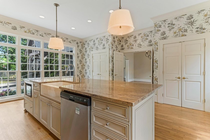 Classic architecture. Refined living. An exceptional setting - photo 15