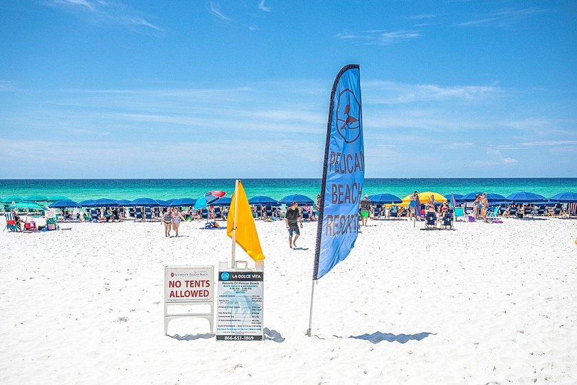 Live the Destin lifestyle from this beautifully updated - photo 25