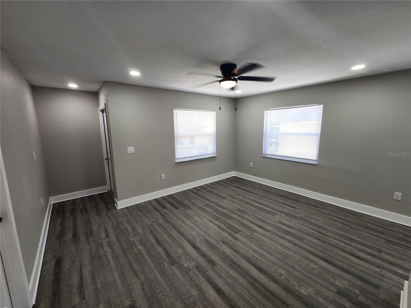 8 Unit Duplex portfolio in South Bradenton. There are a total of - photo 25
