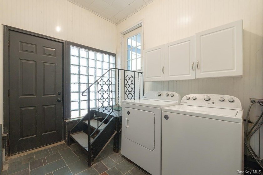 This sprawling and expanded Cape is set on an exceptional .75 - photo 24