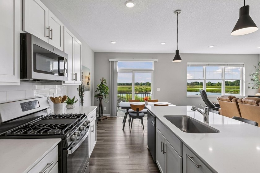 Experience the perfect blend of new construction quality and the - photo 12