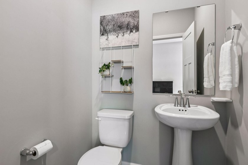 Experience the perfect blend of new construction quality and the - photo 21