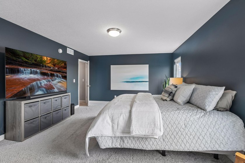 Experience the perfect blend of new construction quality and the - photo 23
