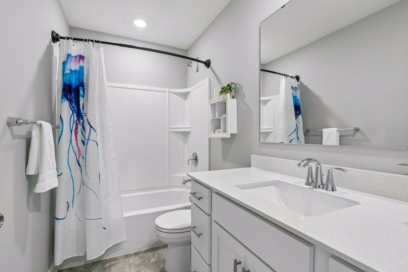 Experience the perfect blend of new construction quality and the - photo 28