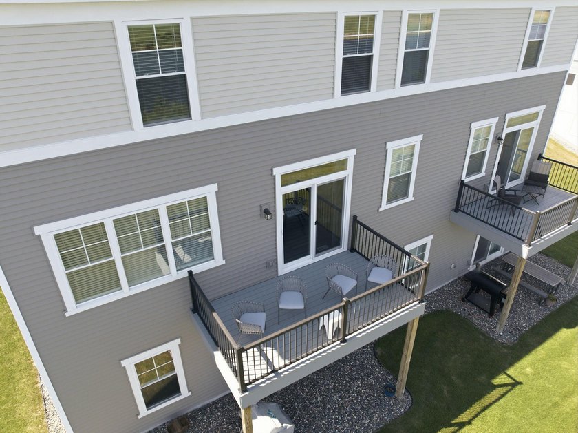 Experience the perfect blend of new construction quality and the - photo 35