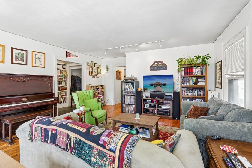 PRICE ADJUSTMENT!! Exceptional investment opportunity in the - photo 13