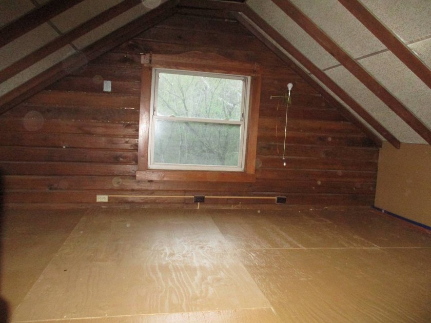 This log home is sitting on 2.27 acres, more or less, and is - photo 16