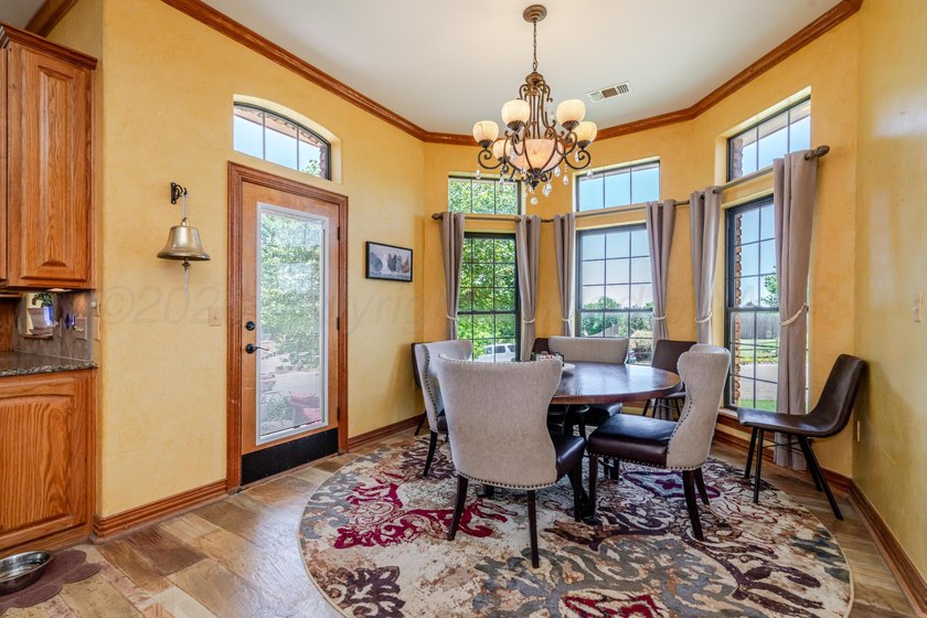 Gorgeous 2-story home with a brand new class 4 roof. This - photo 9