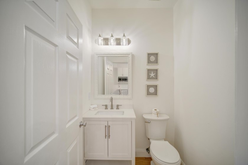 Welcome to the Legends on 30A, a refined coastal retreat where - photo 13