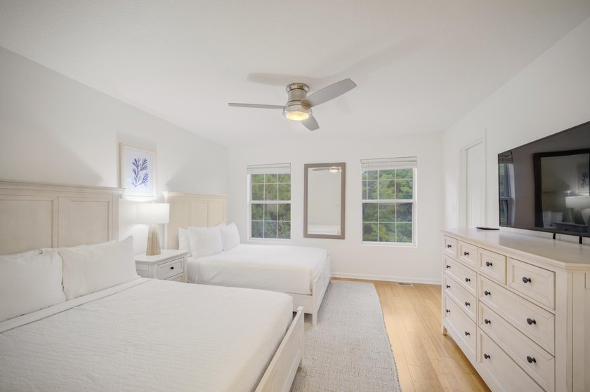 Welcome to the Legends on 30A, a refined coastal retreat where - photo 22