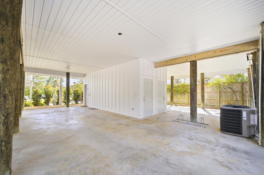 Welcome to the Legends on 30A, a refined coastal retreat where - photo 30