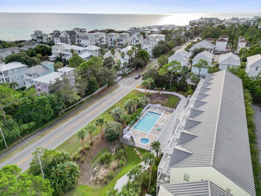 Welcome to the Legends on 30A, a refined coastal retreat where - photo 34