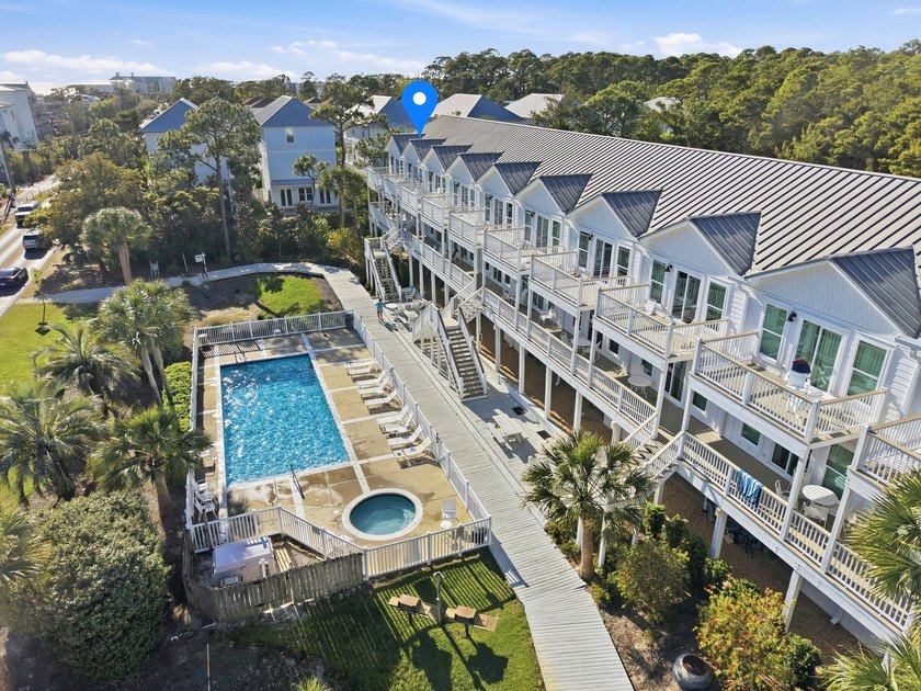 Welcome to the Legends on 30A, a refined coastal retreat where - photo 36
