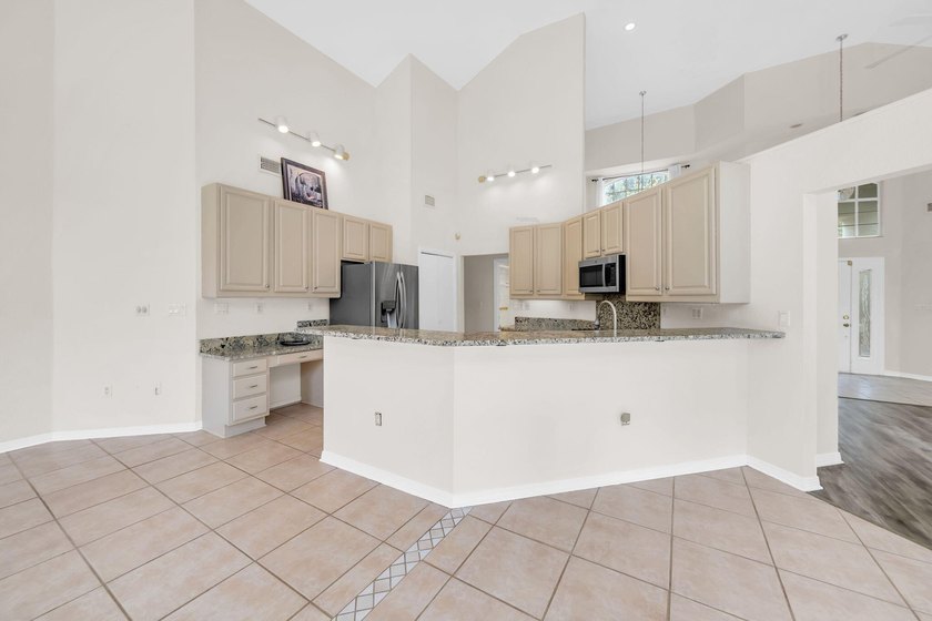 Opportunity awaits in the highly sought-after Golf Community of - photo 15