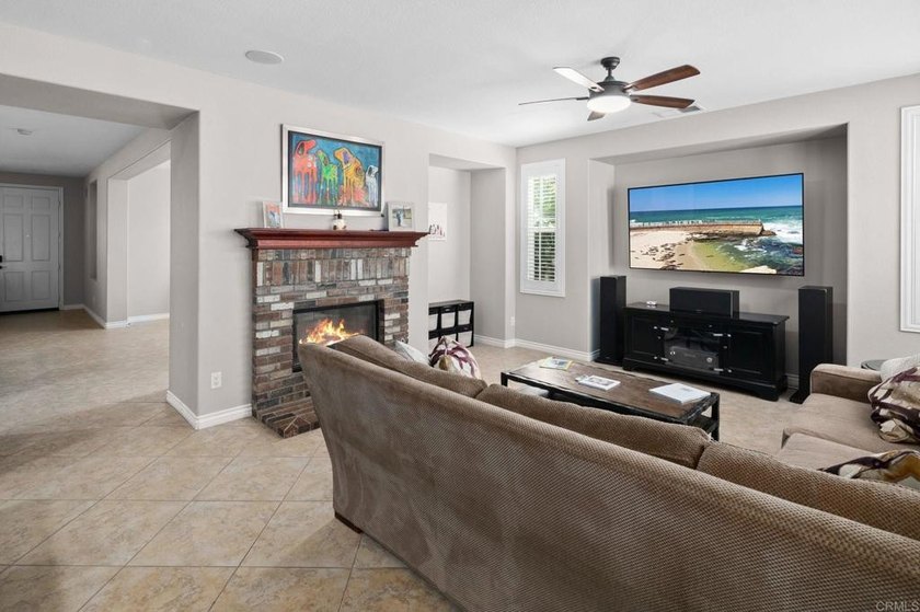 Welcome to 15776 Paseo Del Sur, a beautifully maintained - photo 15