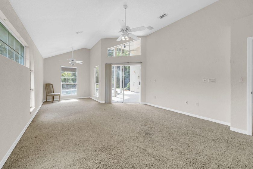 Opportunity awaits in the highly sought-after Golf Community of - photo 21