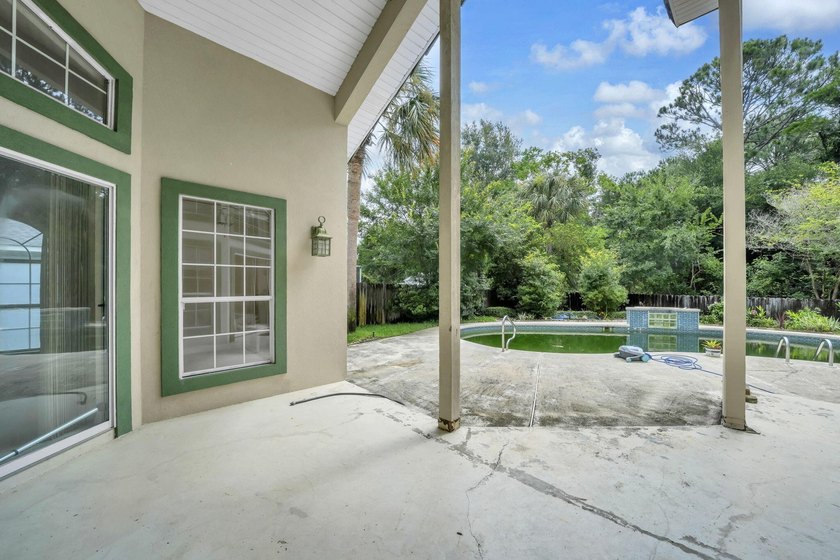 Opportunity awaits in the highly sought-after Golf Community of - photo 34